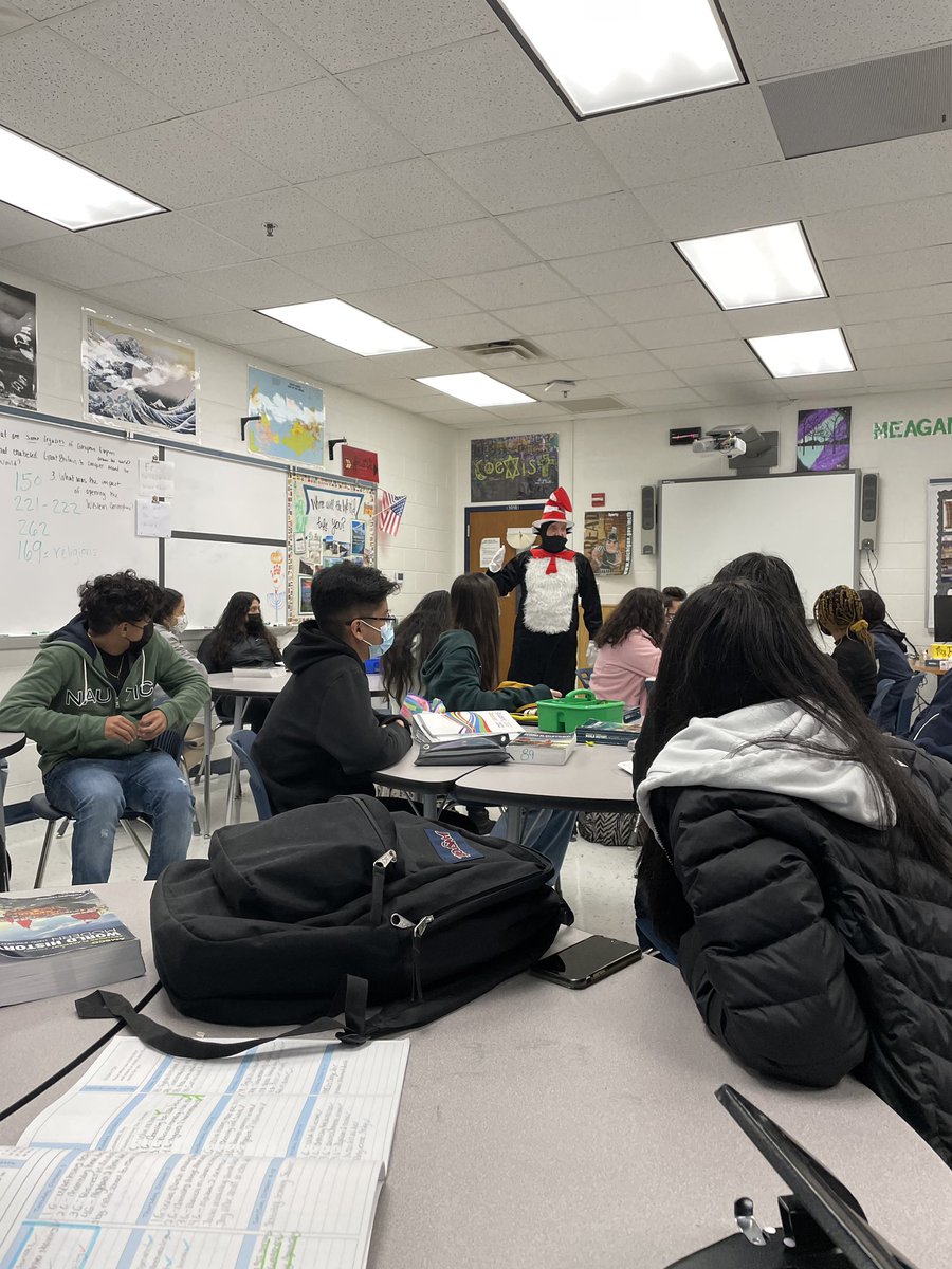OsbournAVID's tweet photo. #ThrowbackThursday to when The Cat in the…I mean Mr. Pflugrath shared words and wisdom and experiences about leadership with our #AVID11 classes. Leading by example during spirit week. #literacy #leadership #ThisIsAVID @OsbournPrin @mymcpsva @OneOsbourn https://t.co/fZzvv2evkm