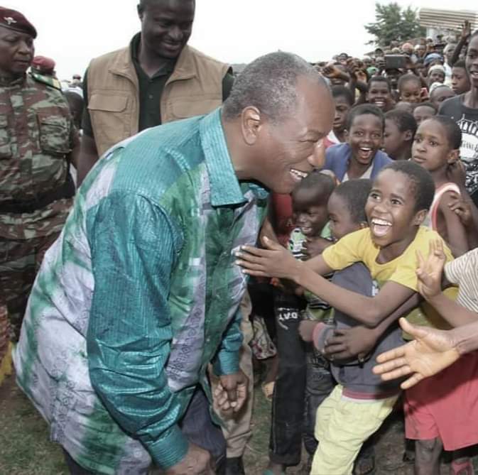 #PourTourjours avec 
#AlphaConde

#Guinee #Kibaro