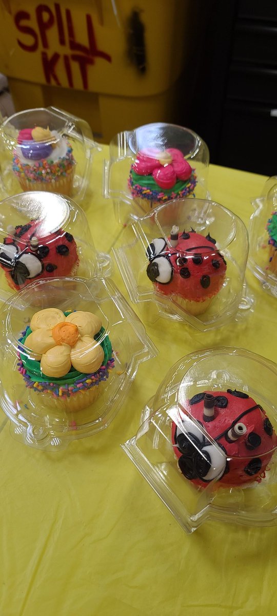 Amber Anderson tweet media