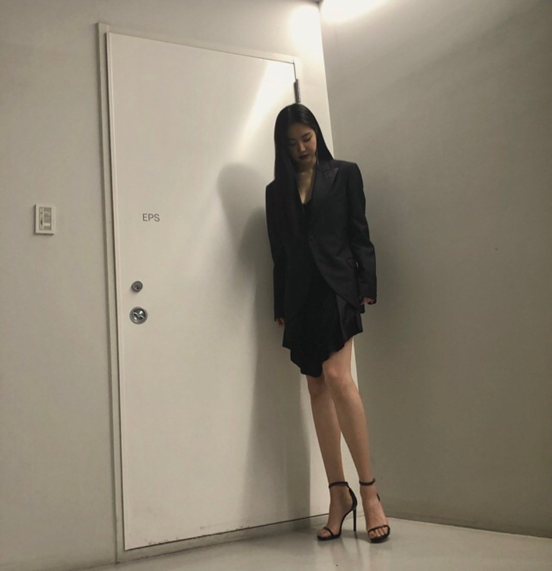 KS95KG's tweet photo. ㅤㅤ @𝘺𝘰𝘶𝘯𝘨𝘬𝘨 — 𝗇𝖾𝗐 𝗉𝗈𝗌𝗍!
#ksgram + #kscore
Da apresentação de hoje, arrumada só para exibir Janis hoje https://t.co/zW1aGXOYt1