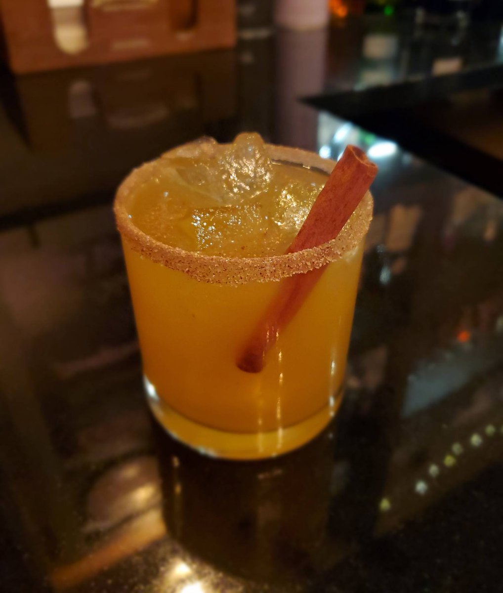 tsp_cafe's tweet photo. Pork Carnitas Sandwich with a Apple Cider Margarita, perfect way to enjoy Thirsty Thursday!!

We have our weekend specials starting today!! 

Stop in and check out our full bar and Bartender Alex shaking things up!

#townsquarecocktails 
#thirstythursday
#townsquarespecial https://t.co/8VMefYNCxX