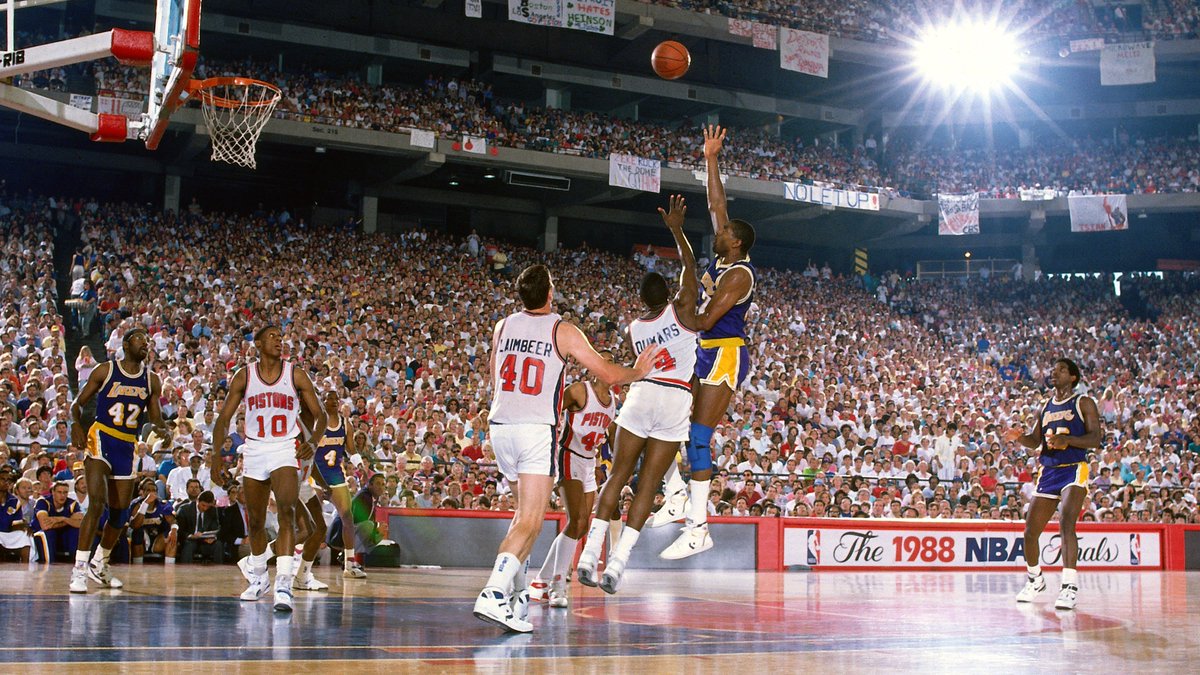 NBAHistory's tweet photo. 75th Anniversary Team member... Magic Johnson! #NBA75 

5x NBA Champion
3x NBA Finals MVP
12x NBA All-Star
3x NBA MVP

Learn more about Magic here: https://t.co/aMdwy6cSvC https://t.co/0N4uD9u6Nn