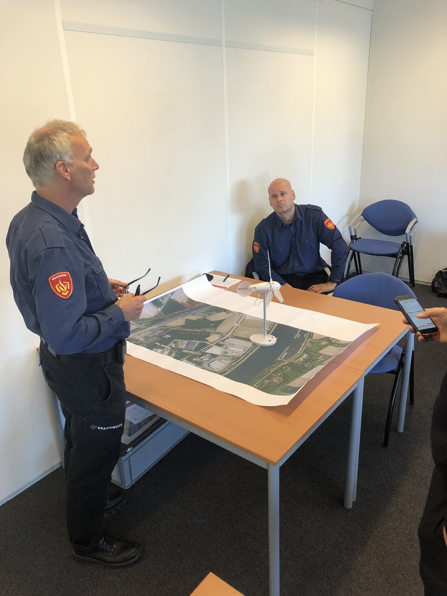 Laatste dag van 4 sessie West4 HOVD trainingsdagen <a href="/SpinelNL/">Veiligheidscentrum</a> en omgeving. Mooie en uitdagende scenario’s, goede feedback en heerlijke gesprekken en intervisies. Dank aan <a href="/Vakbekwaam_ZHZ/">Vakbekwaamheid BrandweerZHZ</a> <a href="/vakbekwaam_VRR/">Vakbekwaamheid VRR</a> @VRHvbh <a href="/Vakbekwaam_VRHM/">Vakbekwaamheid VRHM</a> #samensterk #west4