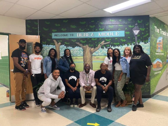 bellxcel's tweet photo. The middle schoolers at Berea Middle School are building rockstar relationships in their mentorship program this school year. We're so proud to be a part of their journey to success! #BellXcel #Proudpartner #BuildingRelationships #ShapingLeaders https://t.co/OMcd0URYn2