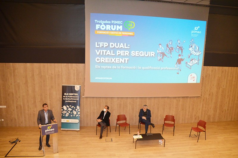 AjuntaMartorell's tweet photo. 📊Fonollosa, amfitrió de la jornada PIMEC per reclamar perfils industrials qualificats

➡️https://t.co/LlnDFATPka https://t.co/Uqj9QknagV