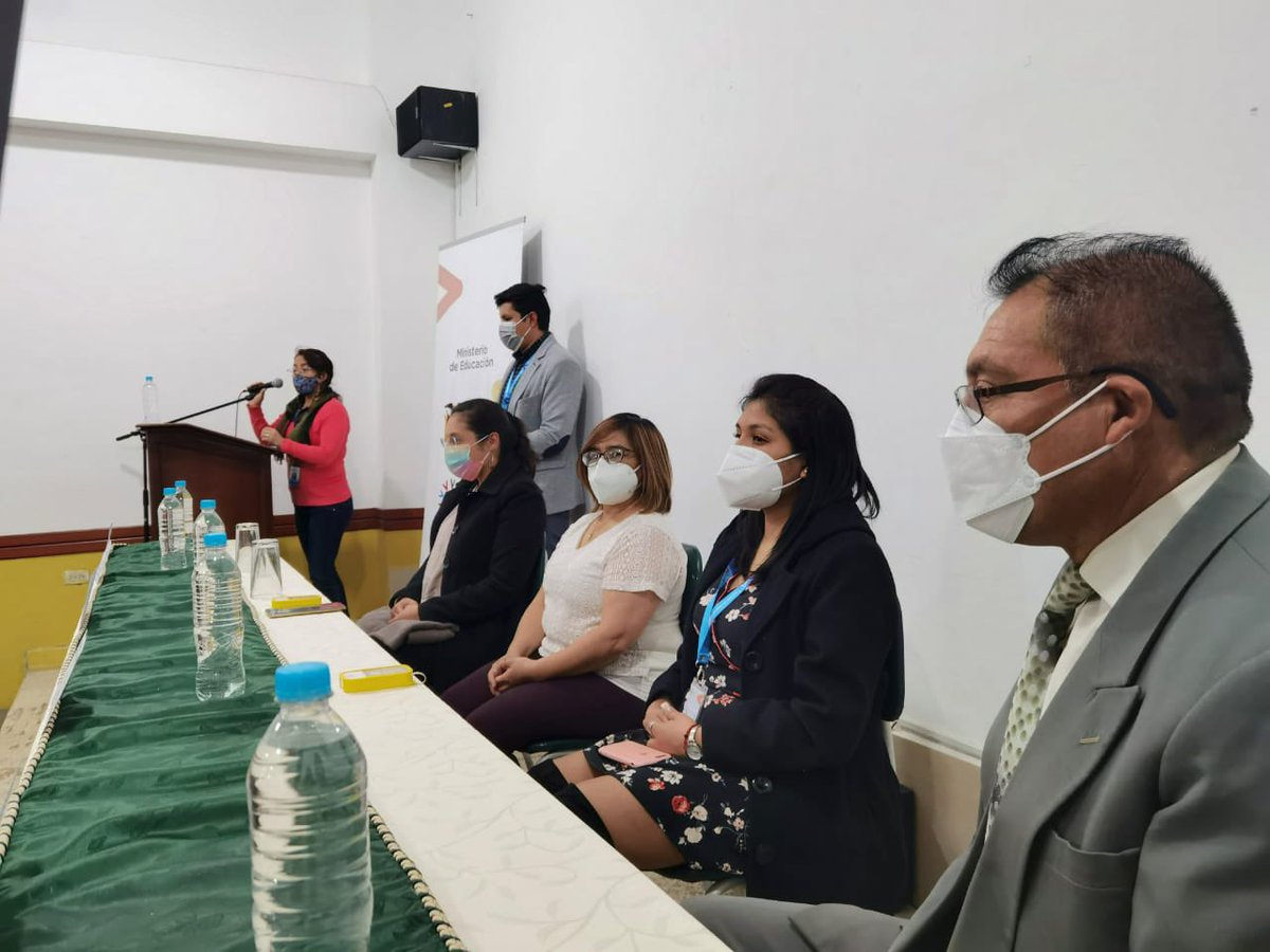 EducacionZ3_Ec's tweet photo. HOY | Se desarrolló la mesa de diálogo para la construcción del repositorio de Innovación Educativa del Ecuador con el objetivo de comprender necesidades territoriales de innovación educativa #FuertesPorLaEducación https://t.co/zc9pf2XySL