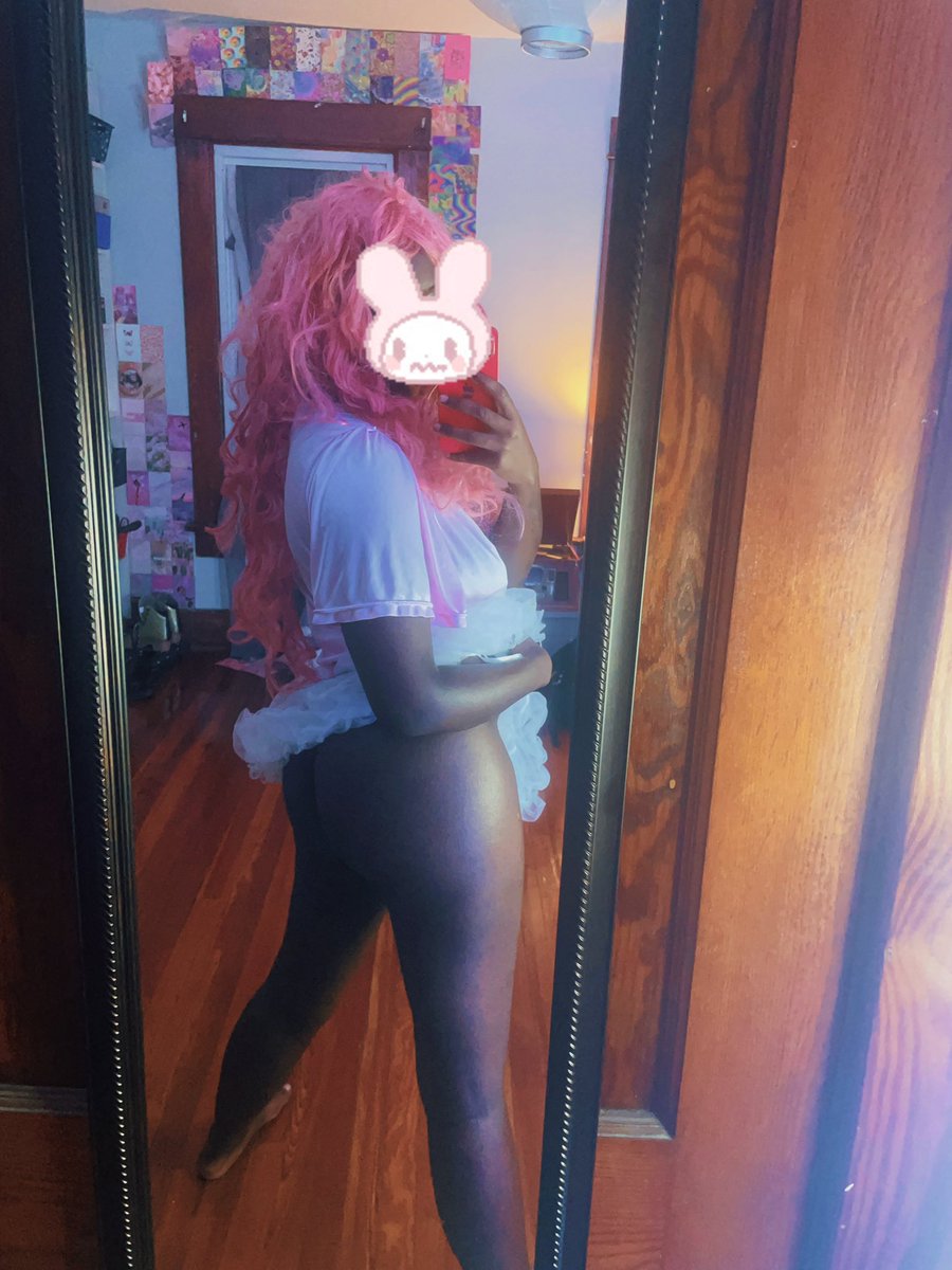 EchoJuniper's tweet photo. 🍓hiiii it’s echo ( ✌︎'ω')✌︎ 🍓
🍭transboy, femboy, uncensored on OF🍭
🍰moots?🍰
#nsfw #nsfwtwt #swtwt #onlyfans https://t.co/8riKFuTzzK