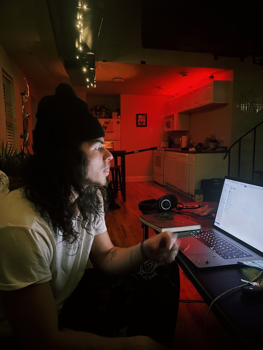 therickypluto's tweet image. chilllin, smokin, bumpin the album u kno some young legend shit 😌 2nd tape this year I wanted to do some r&amp;amp;b cause ummm I wanted to and u kno what this weather does to u 🥲😂 album drops tonight at midnight. XO❤️ and the bars comin soon after