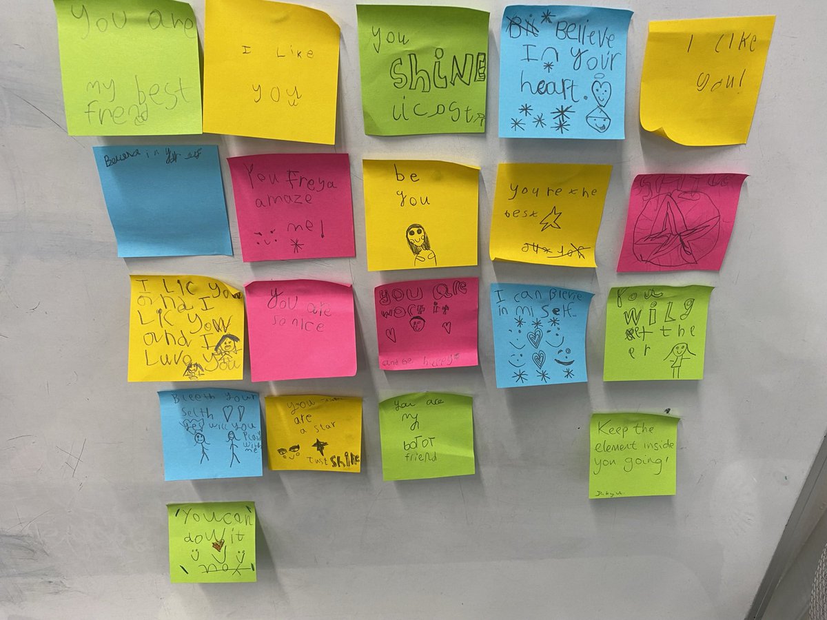 sam_murray01's tweet photo. Year 2’s leaving a kind note for someone for when they’re having a bad day. Take what you need. #kindnessweek #year2 #primary https://t.co/VdBVPLpu4y