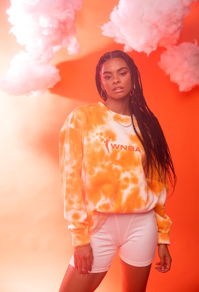 WNBAfits_'s tweet photo. We need this @WNBA merch 🔥 https://t.co/JTeUJwUn0a