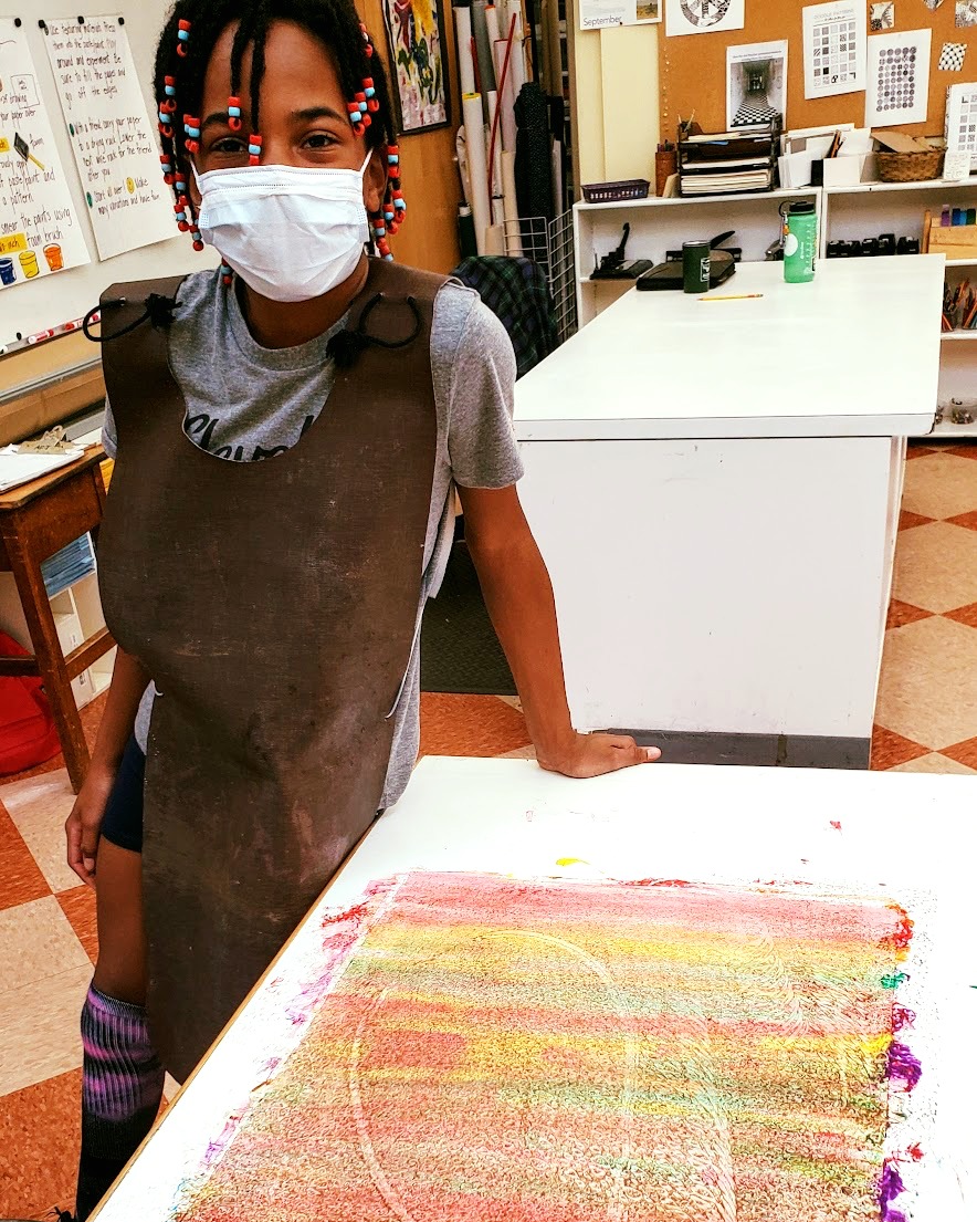 LexMontessori's tweet photo. Students in Upper Elementary created Eric Carle inspired Paste Paper. The finished papers become the covers of their Silent Drawing Notebooks. #IAmLMS #Montessori #elementaryart #pastepaper #ericcarle https://t.co/GWklZVhLGH