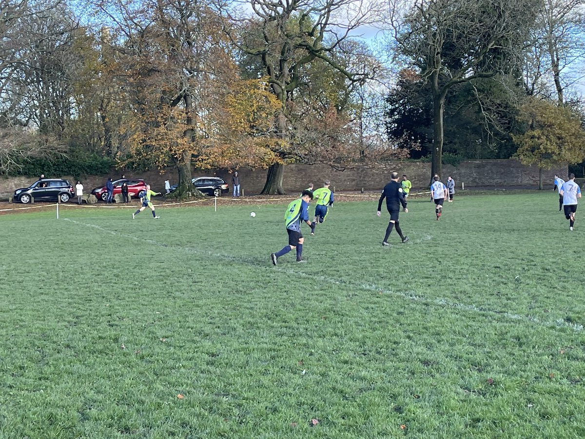#MossBankJFC our U18s Rangers in action on Saturday in the <a href="/OfficialBBDFL/">Bolton, Bury & District Football League</a> inside Moss Bank Park in a great game v Middleton Athletic U18s in a 3-2 loss including a missed pen by the Rangers ⚽️ <a href="/whysupofficial/">WHYSUP™</a> #upthebank #GSR #UTB #MBNK