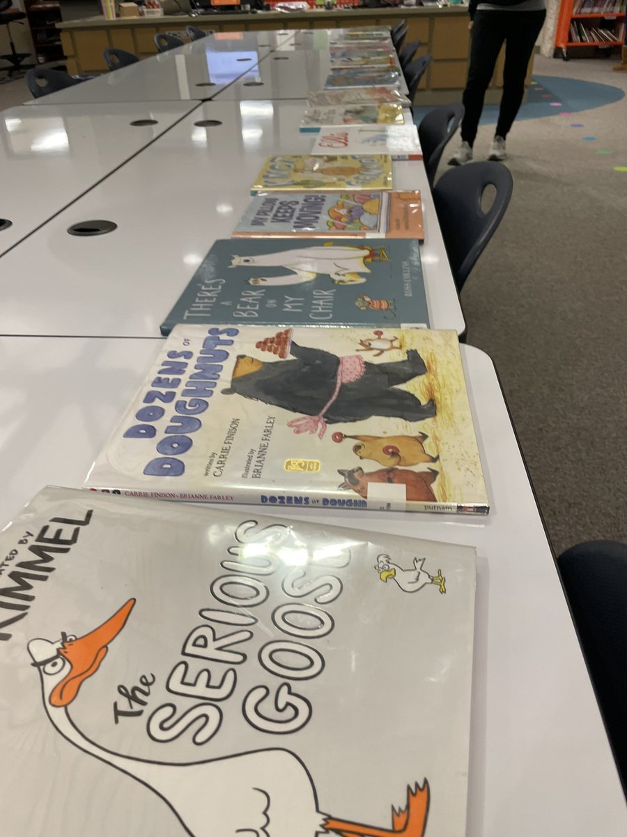 <a href="/McCall_AledoISD/">McCall Elementary School, Aledo ISD</a> is all about BOOKS today for Aledo Reads! 📚#AledoReads <a href="/AledoISD/">Aledo ISD</a>