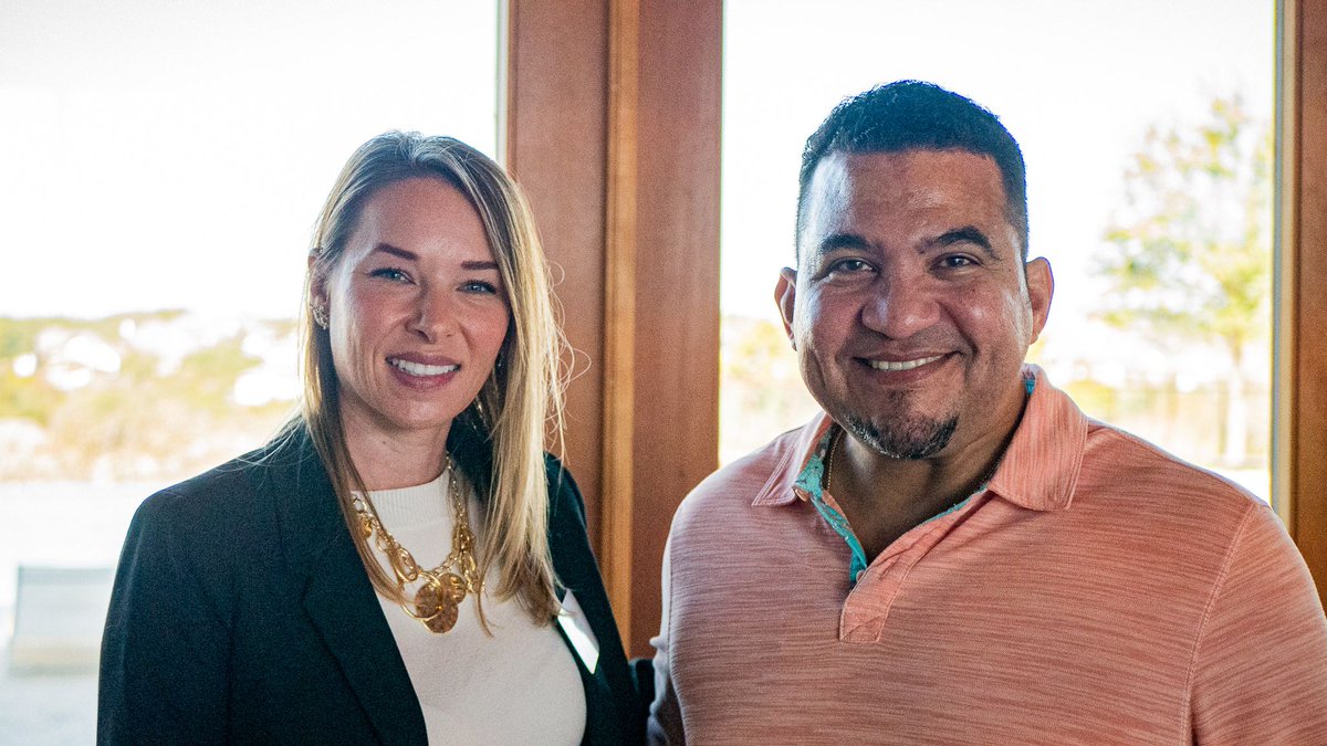 SmartTouchInt's tweet image. Sarah &amp;amp; Robert got the privilege of attending &quot;Realtor Talks at the Ranch #4&quot; at Wolf Ranch by Hillwood yesterday. It&apos;s always a pleasure getting to watch Tori Streff and Jeff Skelton share their knowledge with other industry professionals!🏠