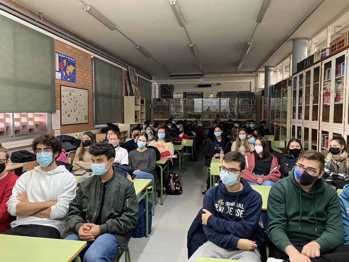 Erasmus+ Smart mobility@roseborrell <a href="/Joan/">jo</a> de Dalmau Mommertz ISU International Space University , ESA European Space Agency “Going to Space for a Better Earth?”@institutguindàvols