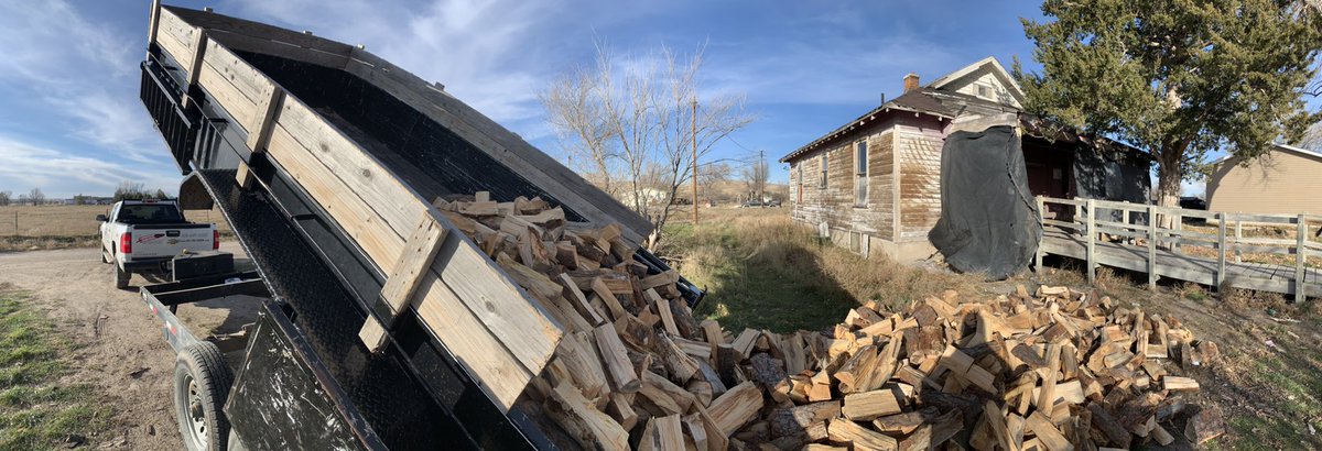 Delivering “the gift of warmth” today — and every day — thanks to your support. Learn more/donate to our winter heating assistance program: re-member.org/winter-heat