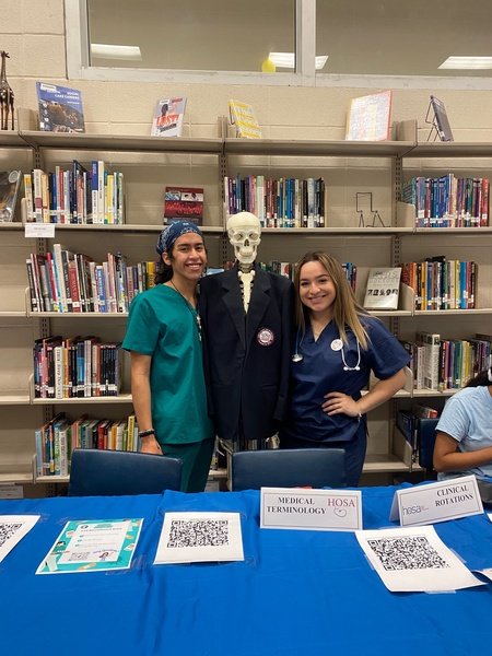 Spena1378's tweet photo. McAllen Memorial CTE Recruitment Drive @McAllenISDCTE @Pride_Mustangs @McallenM_EM @BelGForensics @MsCipriano1 https://t.co/R9er81A0dO