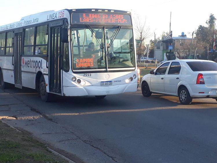 GTransportista's tweet photo. Colaboración N° 02
• #Linea136 • #Linea322 • #Linea503
• #Linea504 • #ColectivoParticular
📸: @manu_buses
Resto de las imagenes:
https://t.co/TI1wW2q6Uu
#GrupoTransportista https://t.co/7YeTK7Yrbw