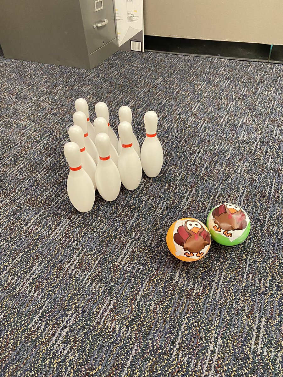 mrskelseysinger's tweet photo. Turkey bowling to brain check using DTM strategies. @MrsStobeeReads #PowerOfLove #risdlitandint https://t.co/iCpRS8HoDD