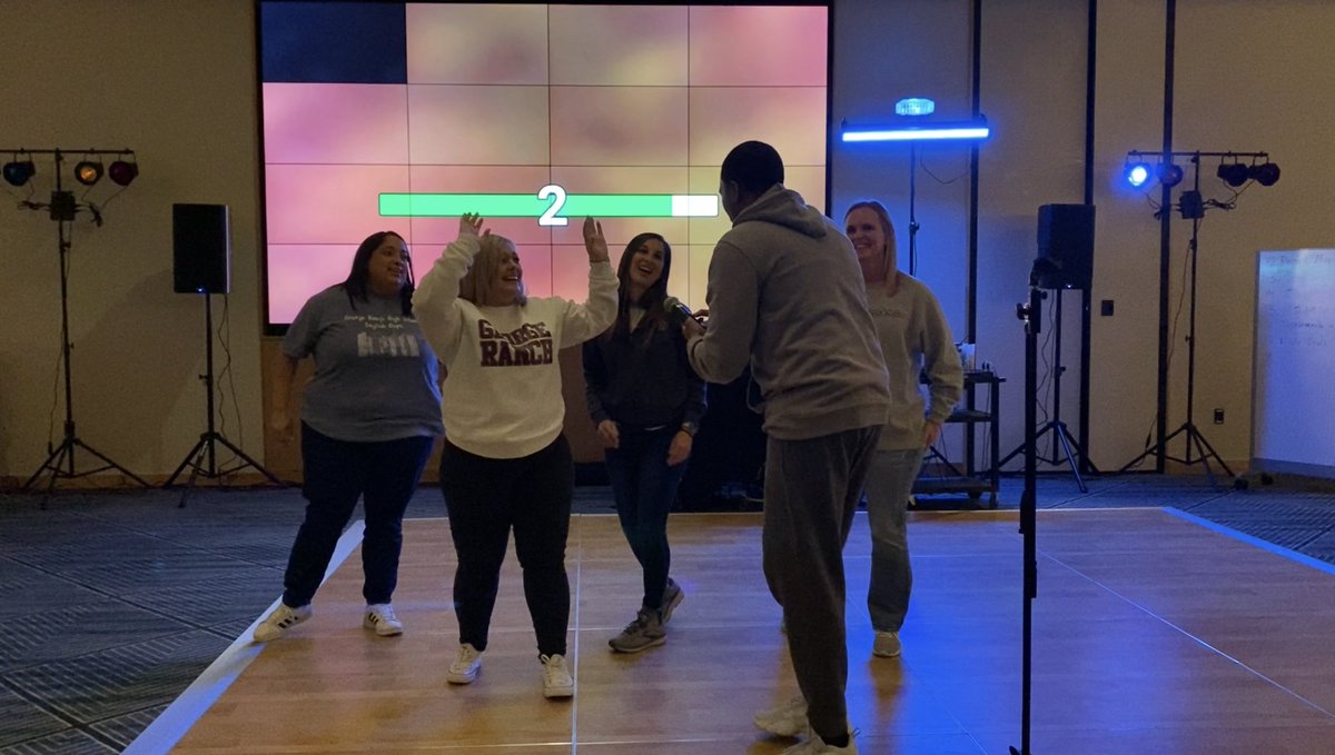 GRHSMrsFlores's tweet photo. Feeling extremely grateful to be part of this Holdsworth group! They have made a lasting impression on me as an educator and as a person. Thank you for inspiring me to always do better! @pinkpatterson @carrieyanta @MsTorresGRHS @Learnfrmthepast #wearegr #gratitudechallenge https://t.co/SaVWWG26Jp