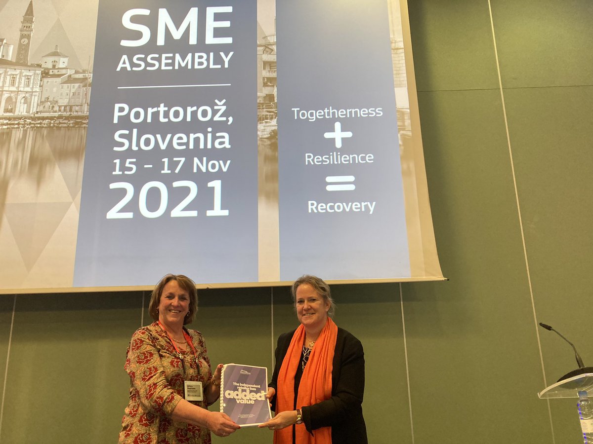 Morgen #dagvandeondernemer , ter voorbereiding afgelopen dinsdag tijdens #SMEAssembly2021 in #Portoroz ons #MEERwaarde rapport aan @KristinSchreiber director #ecosystem #retail at DG Grow gepresenteerd.<a href="/Vakcentrum/">Vakcentrum</a> @Eurocommerce en <a href="/SMEunited/">SMEunited</a> .
Prima bijeenkomst!
