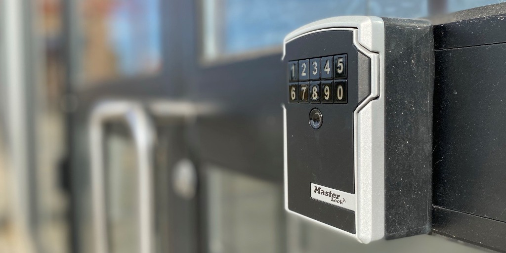 MasterLockUS's tweet photo. The Master Lock Vault system is designed to support a multitude of bluetooth locks, providing unmatched security, simplicity and accountability for consumers and business owners. Learn more. https://t.co/3PICigECQw
#MasterLock #MasterLock100Years #MasterLockintheWild https://t.co/FnP3nYRKNh