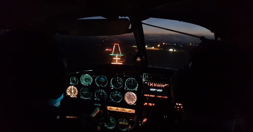 TGAviation's tweet photo. Night Flying - With the Night rating now having to be completed in 6 months it is important to start it as soon as possible so that you don’t run out of time and then have to repeat the flying next winter. #NightFlying #NightRating #FlyingTraining #GeneralAviation https://t.co/aTbodmKLeJ