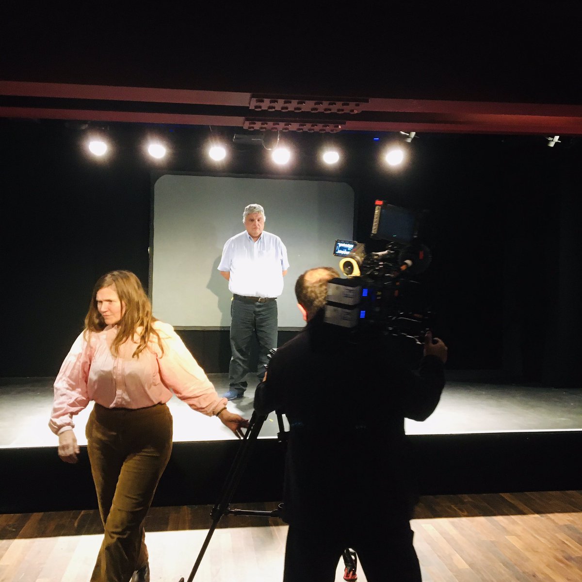 Instead of prescribing drugs to vulnerable people what not prescribe drama or creative writing? <a href="/dramaticrecover/">dramatic recovery.</a> is a project where this magic happens. Loved filming with Jessica Hynes and <a href="/edgehillice/">Edge Hill ICE</a> filmmakers. <a href="/frankcottrell_b/">Frank Cottrell-Boyce</a> <a href="/readerjanedavis/">jane davis</a> <a href="/badwool9/">Roy</a> <a href="/MetroMayorSteve/">Steve Rotheram</a>