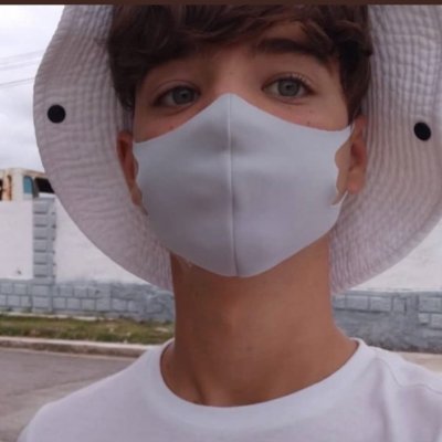 Susanitlibre's tweet photo. #NuevaFotoDePerfil y será así hasta que Lunatico esté libre. 
#FreeLunatico #FreeReniel https://t.co/ML0o795XB3