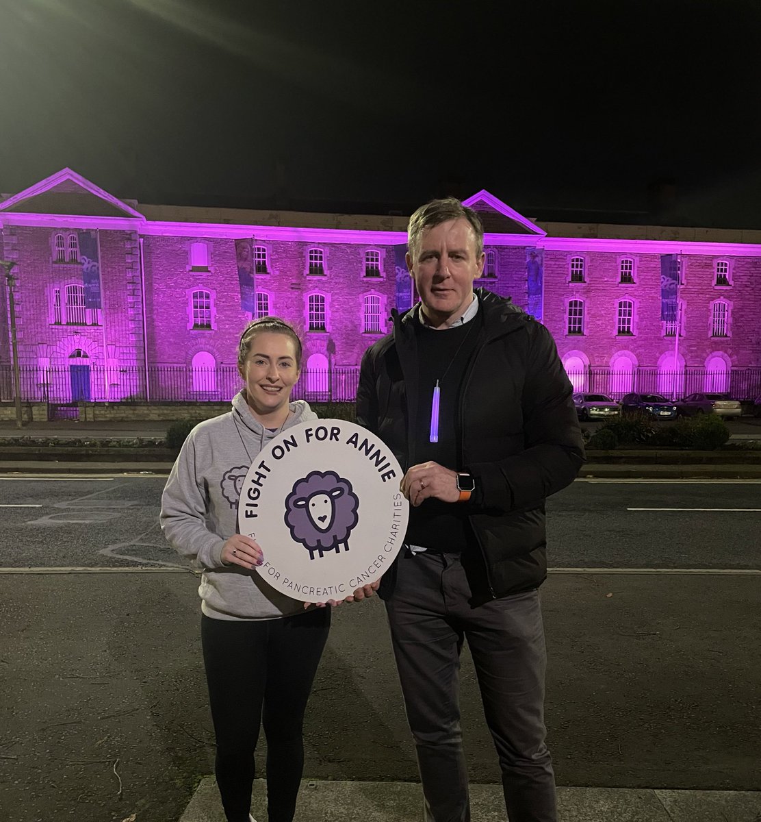 JustinMcNu1ty's tweet image. Gráinne O’Neill’s bravery and powerful positive campaigning on Pancreatic Cancer in memory of her dear Mummy is just incredible. 

💜Awareness = Early Detection = Saves Lives💜

Symptoms: pancreaticcancer.org.uk/information/si…

#WorldPancreaticCancerDay #fightonforannie #PCAM #ItsAboutTime