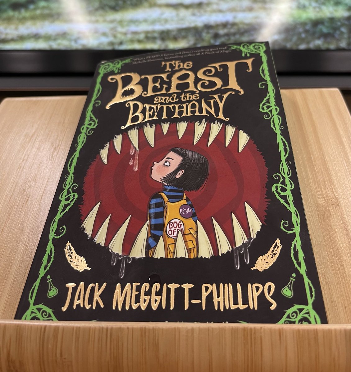 Year4IJS's tweet photo. Really enjoying reading this to 4HG… their reactions so far are a wonderful mix of awed silence and panto-worthy gasps and yells! ⁦@MeggittPhillips⁩ #FabBook ⁦@IJSreading⁩ 📚❤️ https://t.co/0bWZcqrr5R