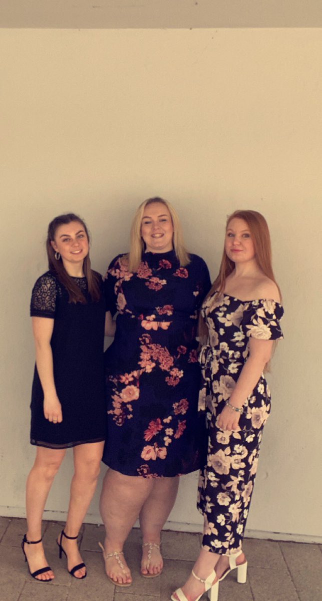 CherylwilsonOT's tweet photo. What a support network to get me through 3rd year so many more pictures and people I could put on …still can’t believe Iv qualified and today at work showed me why I am loving Camhs 💚💚💚 #makingadifference #supportbubble https://t.co/TD1rSdYFDZ