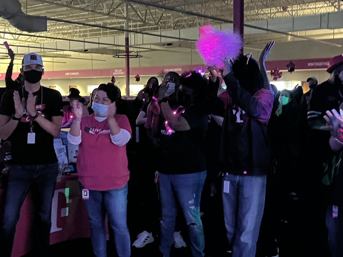 405 Unified tweet media