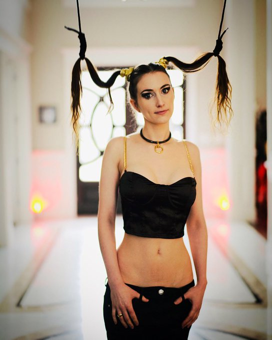 Pull my hair. Makes you stare. Tire mes cheveux. Regarde moi dans les yeux. #mariandelacroix #photography<a href="/tag/girl"class="tags"><span>#girl</span></a><a href="/tag/photography"class="tags"><span>#photography</span></a><a href="/tag/portrait"class="tags"><span>#portrait</span></a><a href="/tag/doll"class="tags"><span>#doll</span></a><a href="/tag/poetry"class="tags"><span>#poetry</span></a><a href="/tag/alt"class="tags"><span>#alt</span></a>