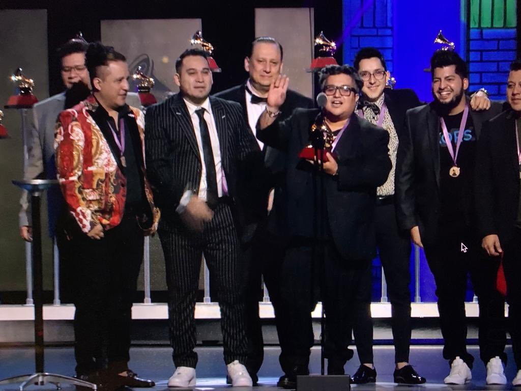 ElPlan's tweet photo. ¡GANAMOS!
Gracias @LatinGRAMMYs
#PaLaPistaYPalPistoVol2
Mejor álbum de música tejana
🥳 https://t.co/89ZV4oaQ3A