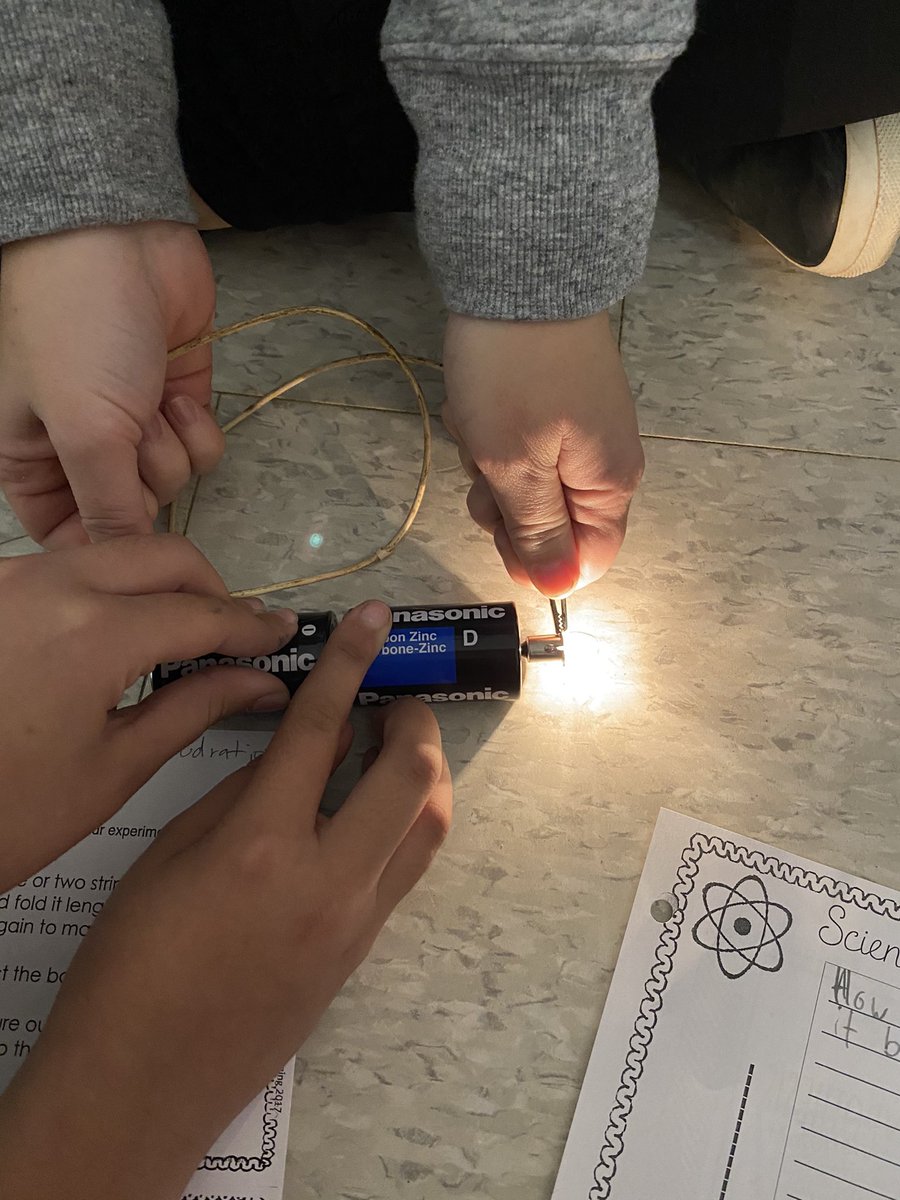 MrsLauraAbel's tweet photo. In Science, the Grade 5’s worked on an experiment called ��Mystery Flashlight’. They used batteries, light bulbs and wires to make light! The Grade 4’s worked on learning about the rock cycle! #conservationofenergy #makinglight #circuits #rocksandminerals @silwrdsb @ms_cmiranda https://t.co/n364qsAqhY