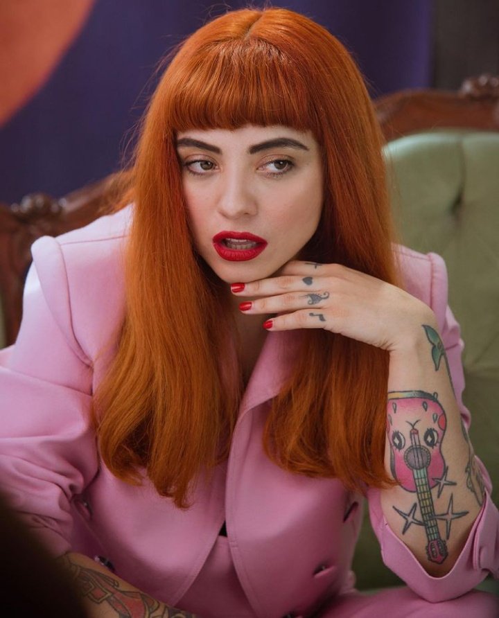 LaferteCharts's tweet photo. “SEIS” ha ganado la categoría “Mejor Álbum Cantautor” en los #LatinGRAMMYs.

— Felicidades @monlaferte! https://t.co/efjGGFgZQ8
