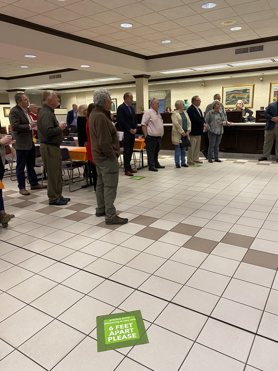 CCChamberTN's tweet photo. We had a wonderful time at the Chamber of Commerce and Tourism Networking Coffee this morning! Sending a very special THANK YOU to Peoples Bank of the South,   Member FDIC for being our host!! https://t.co/xbaBXSiARt