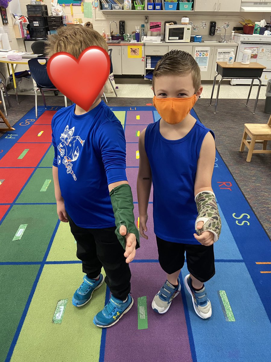Loving the attention to detail with these twins!👏🏼 #HECMontessori #HECleads #AmericanEducationWeek