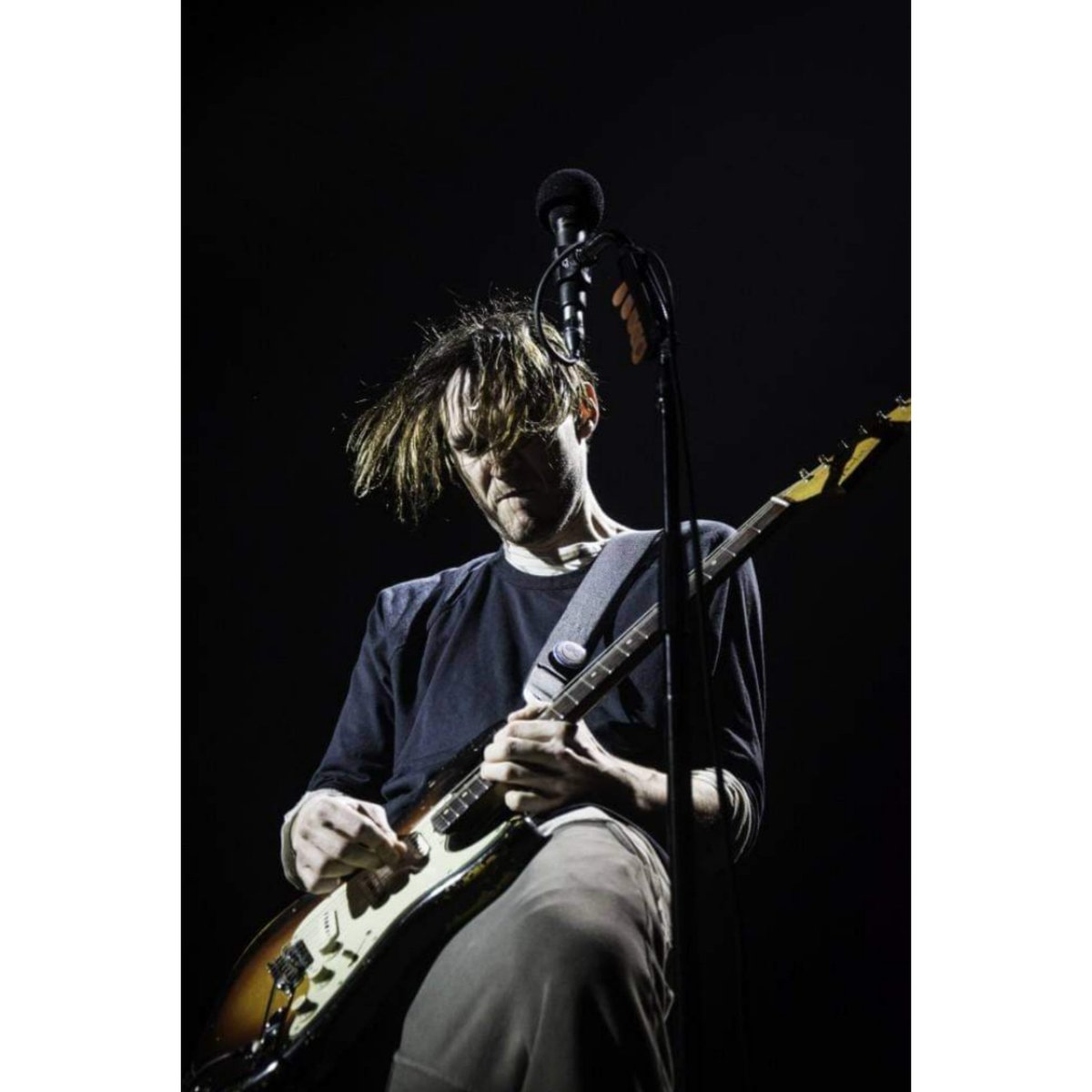 JKlinghoffermx's tweet photo. Josh on 🔥🔥
Dinamarca
Noviembre 2016
#TBT
#joshkinghoffer #joshonfire #redhotchilipeppers #joshadamklinghoffer #klinghoffer #guitar #guitarplayer https://t.co/okgycCaOks