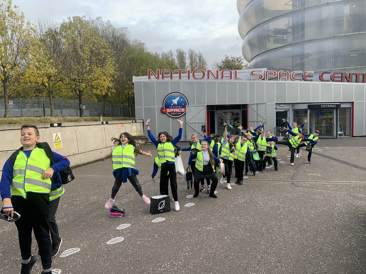 Wheeler_PS's tweet photo. 🚀5A🚀 What a blast we all had at the @spacecentre today! The children were full of awe and excitement as we explored this amazing place. More pictures to come! #WheelerHistory #Wheelerscience https://t.co/w6CKNwrkft