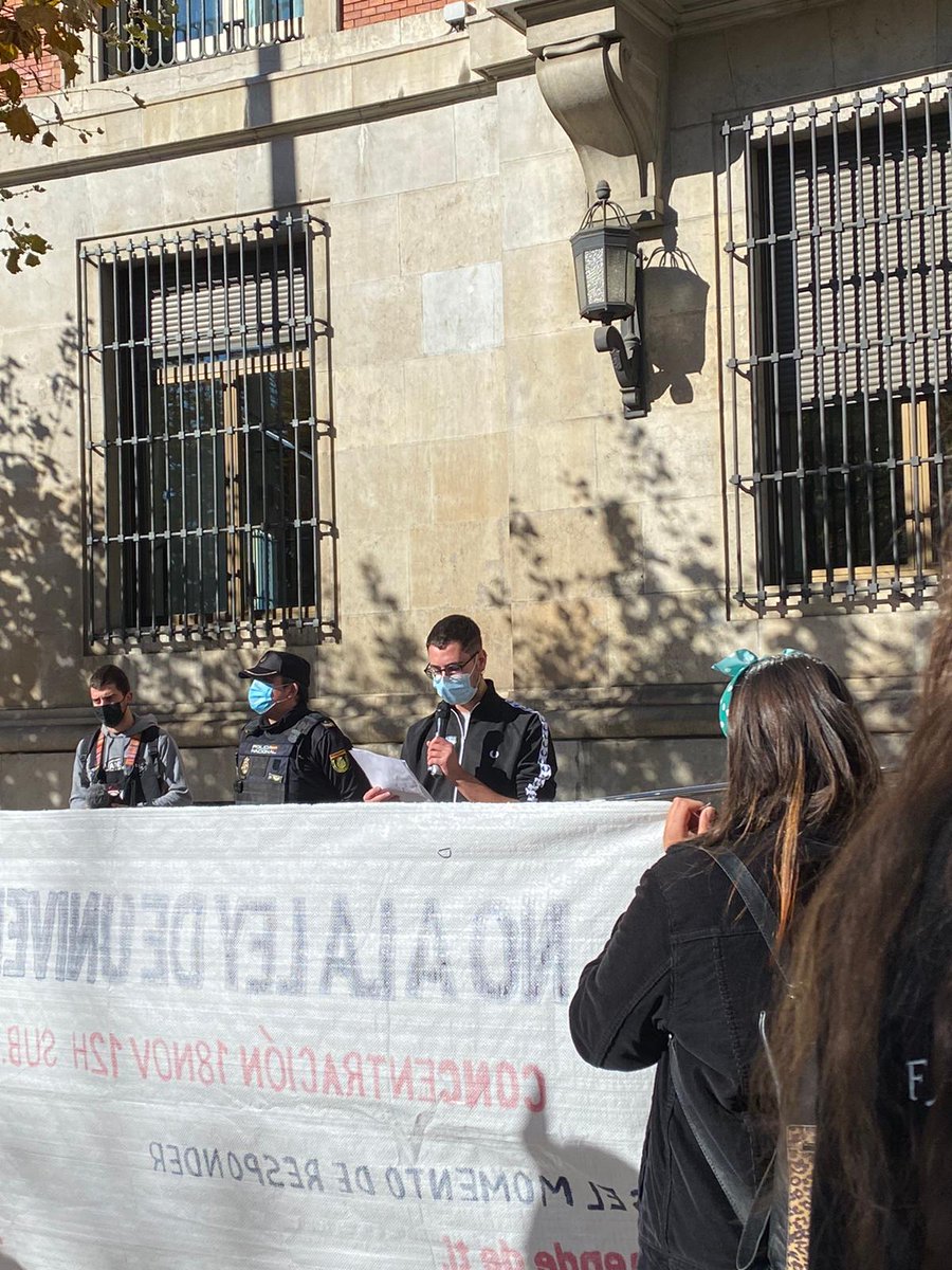 EeMLeon's tweet photo. 📢 Este 18-N hemos salido a la calle a luchar por nuestros derechos. Sólo es el principio y por ello no debe quedarse en el olvido, la lucha continúa. Organízate ‼️ https://t.co/6veMeFPZxt