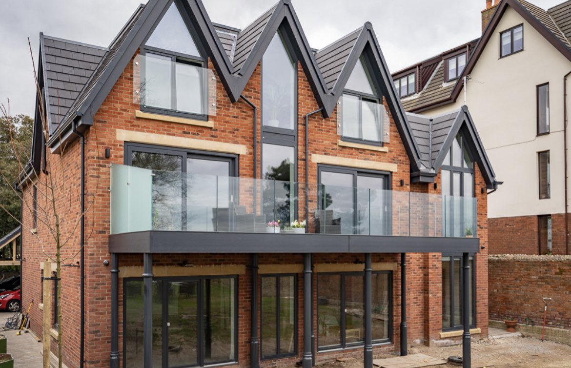 Carters Building tweet media