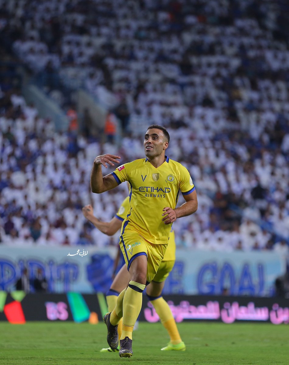 Nawaf_STATS's tweet photo. 🎙- الين هورفات بعد إقالته :

" لم أعاني من أي مشكلة مع عبدالرزاق حمدالله ".

🎙- مسلي ال معمر بعد إقالة مانو مينيز :

"مانو مينيز أخبرني بأن عبدالرزاق حمدالله أكثر اللاعبين احترافية ".

🎙- بيدرو إيمانويل بعد إقالته :

" عبدالرزاق حمدالله لا يُثير المشاكل، بل هو لاعب رائع ". https://t.co/1jbtu9wTZC