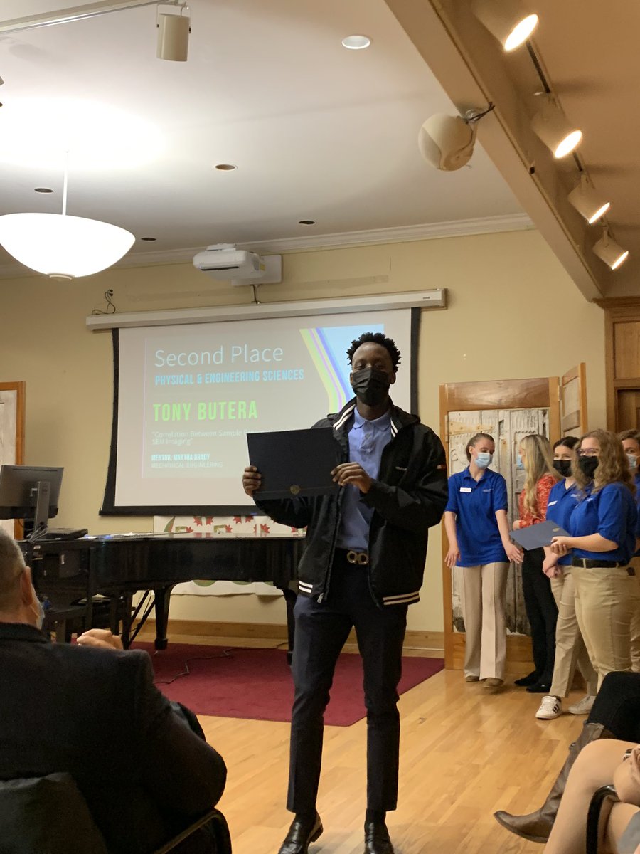 TheGradyLab's tweet image. Congrats lab member Tony Butera on winning 2nd place at the Oswald Creativity Competition! @UKUGR @ukyengineering