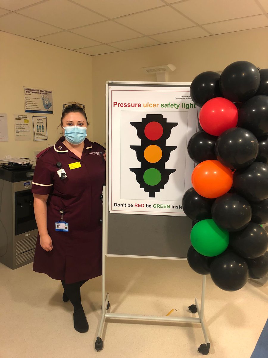 TVN_UHCW's tweet photo. Ward 31 fabulous link worker Holly so proud of all our link workers and their efforts today and all this week on #stopthepressure day #preventingharm #educatingstaff #havingfun https://t.co/bjD4t7H4nH