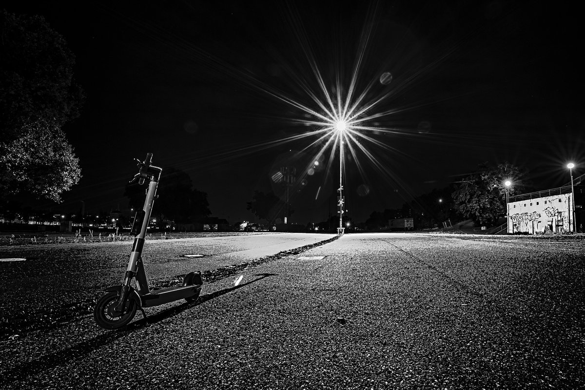 FeifelMichael's tweet photo. lost #canon #canondeutschland #tokina #tokina1116 #wideangle #wideangelphotography #city #cityphotography #urban #urbanjungle #night #nightphotography #bwphotography #lightstar https://t.co/eUdXshdlMV