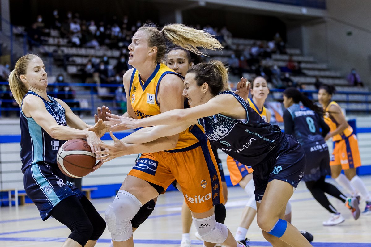 ⛹️‍♀️ Crónica #LFEndesa: Los candidatos al título regresan con una noche de autoritarios triunfos

▶️ <a href="/CBAvenida/">Perfumerías Avenida</a>, <a href="/unigirona/">Spar Girona</a> y <a href="/valenciabasket/">Valencia Basket Club</a> firman cómodos triunfos mientras <a href="/MovistarEstu/">Movistar Estudiantes</a> y <a href="/CBBembibrePDM/">Embutidos Pajariel Bembibre P. D. M.</a> revolucionan por abajo

📝 Crónica de la jornada ⬇
feb.es/2021/11/18/bal…