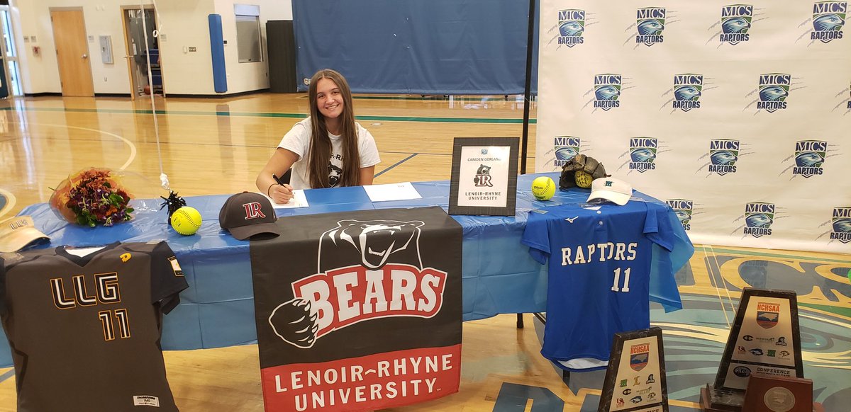 CamdenGerland's tweet photo. Officially a bear 🐻 https://t.co/Rxp9S4c57Y