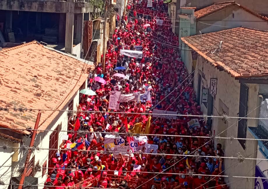 PartidoPSUV's tweet photo. (+ IMÁGENES)

El pueblo de Boconó del estado #Trujillo participó en un extraordinario cierre de campaña. 

Con amor y alegría, nosotros estamos resteados con Gerardo Márquez. 

@Gerardo4fPsuv 
#TrujilloTieneConQué https://t.co/w1gVyI0pHW